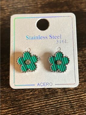 Stainless Steel Green Stripe Clover Flower  Stud Earrings